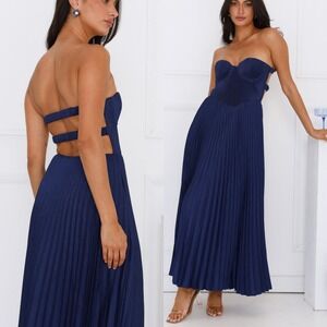 NWT Hello Molly Navy Blue Sunflower Serenity Plisse Maxi Dress Pleated Strapless